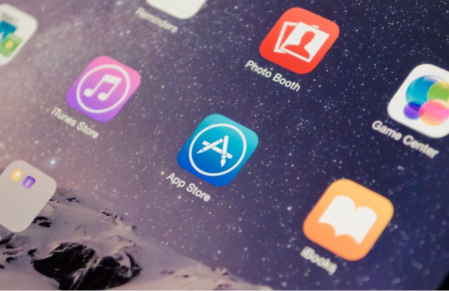 Пираты распространяют на iOS взломанные версии популярных приложений, используя корпоративные сертификаты разработчиков