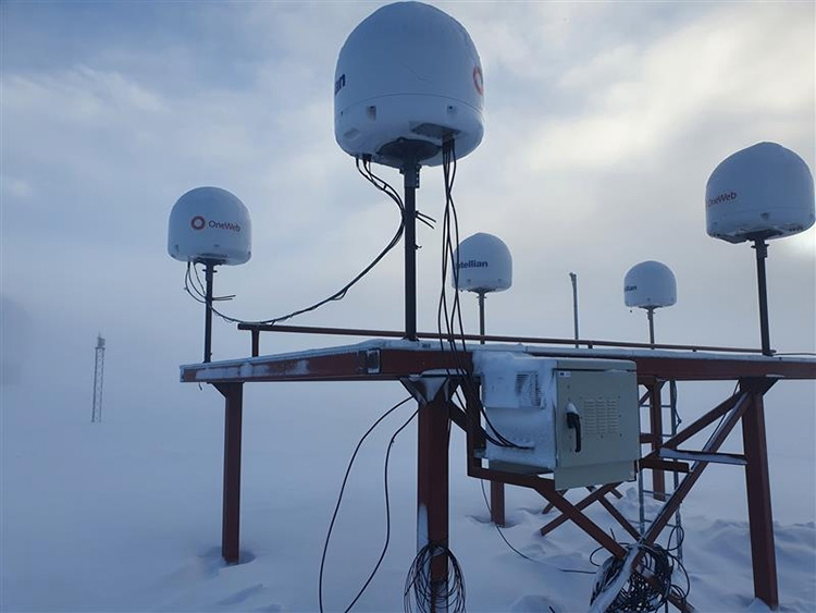 OneWeb построит три наземные станции в России, чтобы законно предоставлять доступ к спутниковому интернету