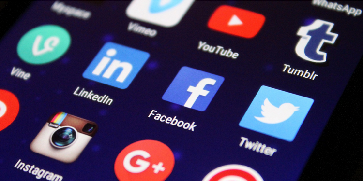 Госдума рассмотрит законопроект о регулировании рекомендательных систем в соцсетях